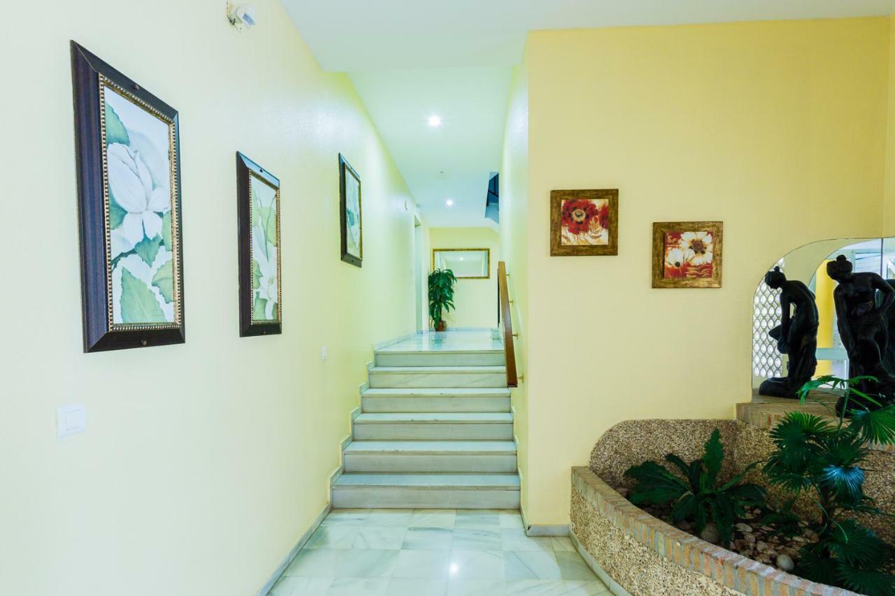 Pisoelpuerto Apartment El Puerto de Santa Maria Luaran gambar